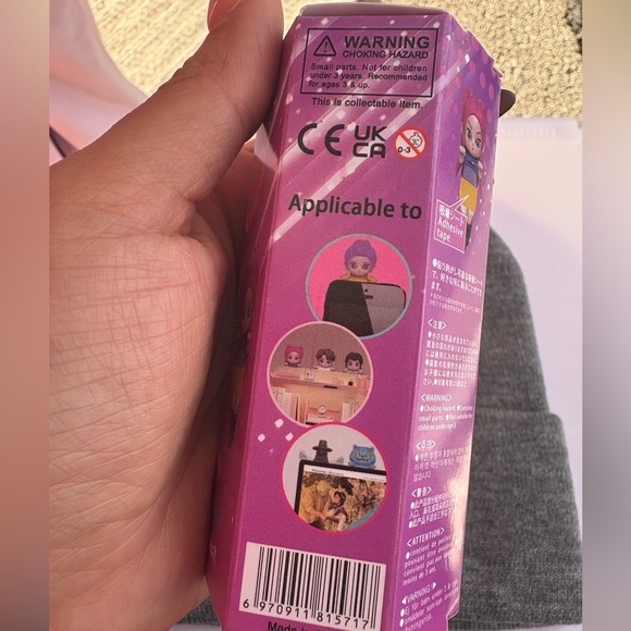 K- pop Demond hunter Squeeze Me Toy and one hipper box surprise - Picture 2 of 2